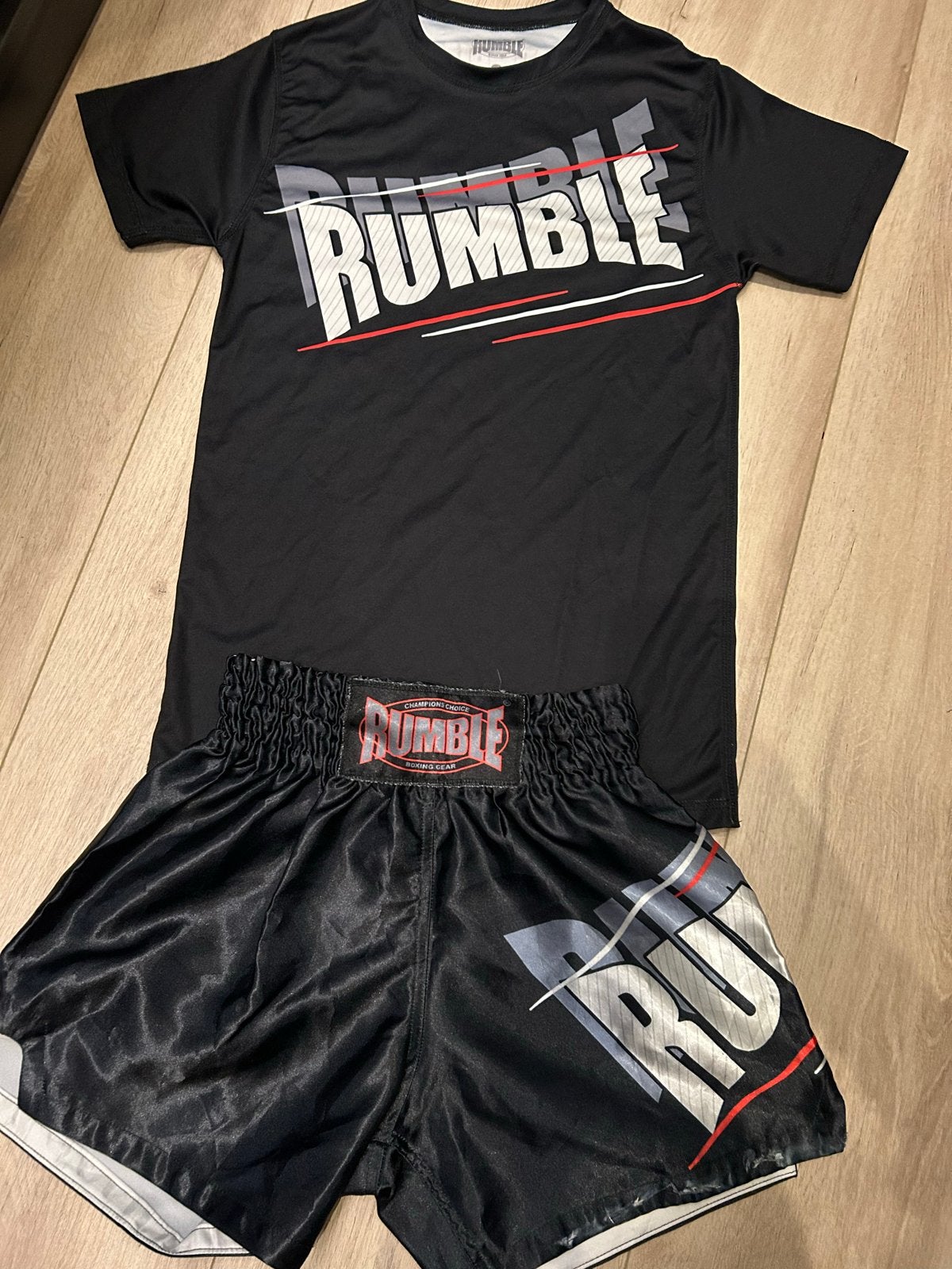 Rumble vechtsport set - Zo goed als nieuw - Maat S, Maat S, Ophalen of Verzenden, Zo goed als nieuw, Vechtsportpak