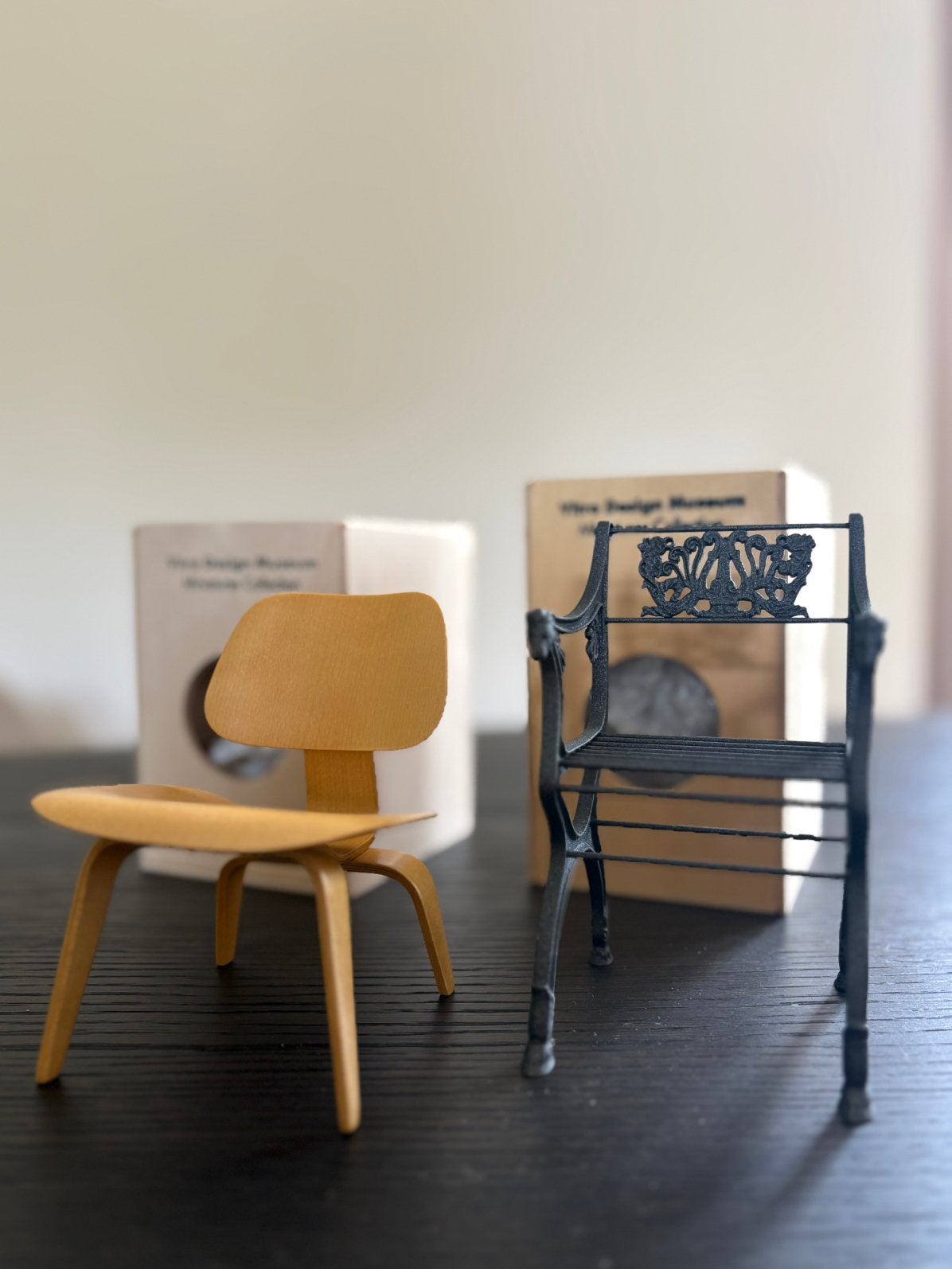 Vitra design museum miniatures eames gartenstuhl miniatuur, Meerkleurig, Object, Handgemaakt, Ophalen of Verzenden