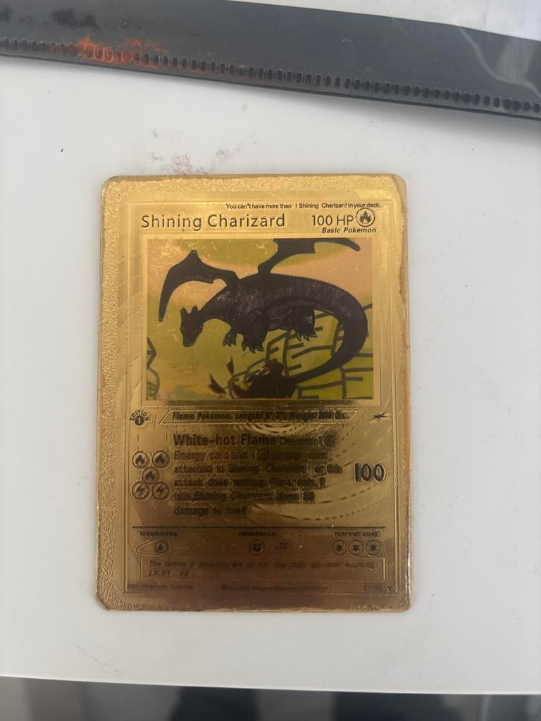 Shining Charizard Gouden Kaart - Zeldzame Pokémon Kaart, Ophalen, Zo goed als nieuw, Losse kaart, Foil