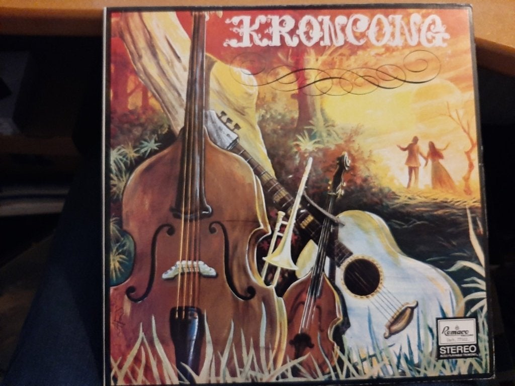 Rare INDONESIAN vinyl LP Orkes Kroncon Cendrawasih 1970, Ophalen, Gebruikt, 12 inch, Overige genres