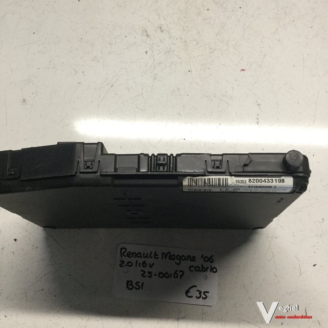 Renault Megane Cabrio 2.0 16v 2006 2500167    Module 8200433, Gebruikt, -, -, Ophalen of Verzenden