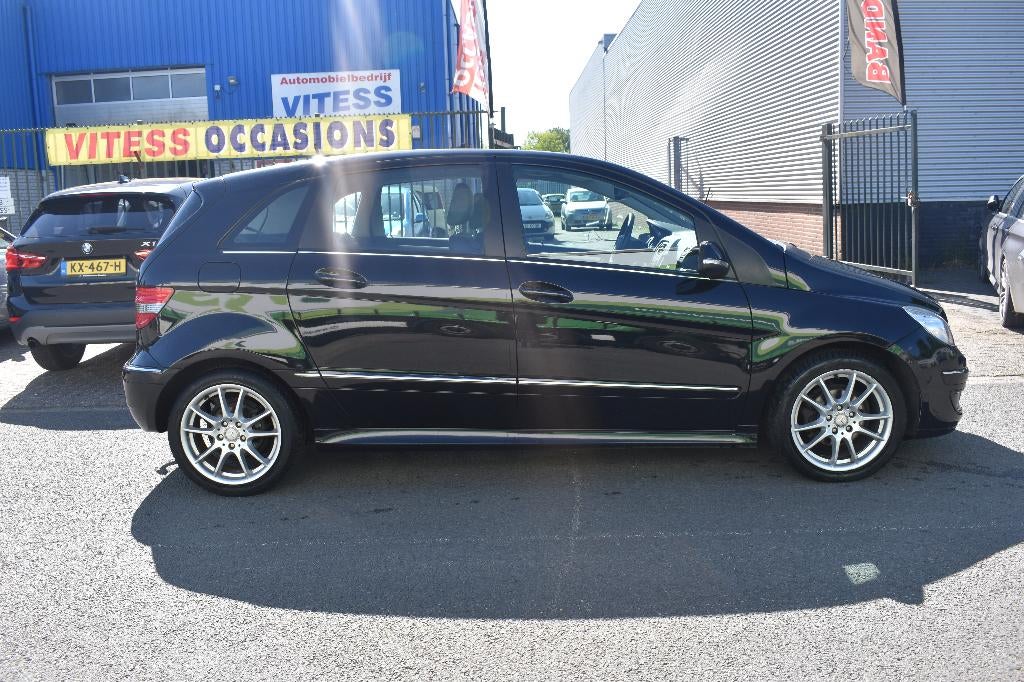 Mercedes-Benz B-Klasse 1.5 B160 5DRS 2011 Zwart AUTOMAAT, Auto's, Mercedes-Benz, 1498 cc, Zwart, 14 km/l, Bedrijf