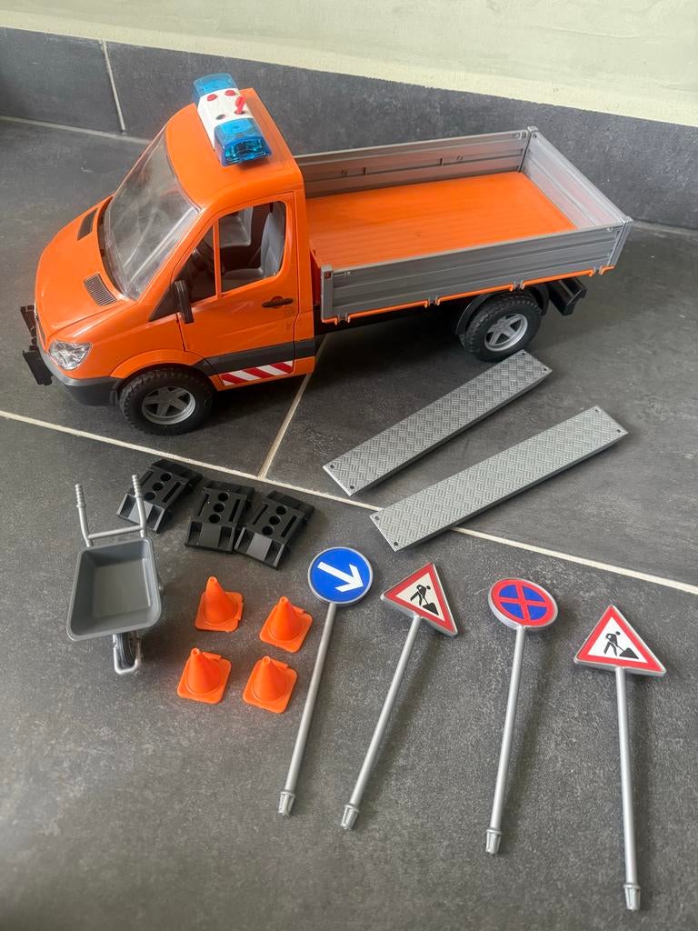 Bruder Mercedes-Benz Sprinter met accessoires, Ophalen, Zo goed als nieuw