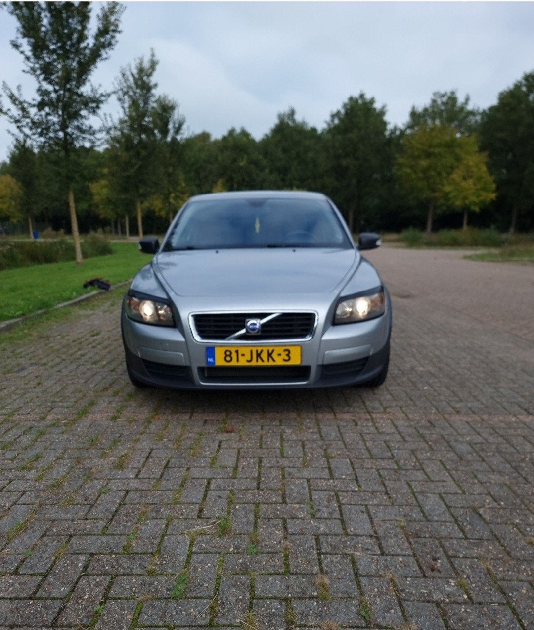 Volvo C30 1.8 2009 Grijs, Auto's, Voorwielaandrijving, 1228 kg, 125 pk, Zwart