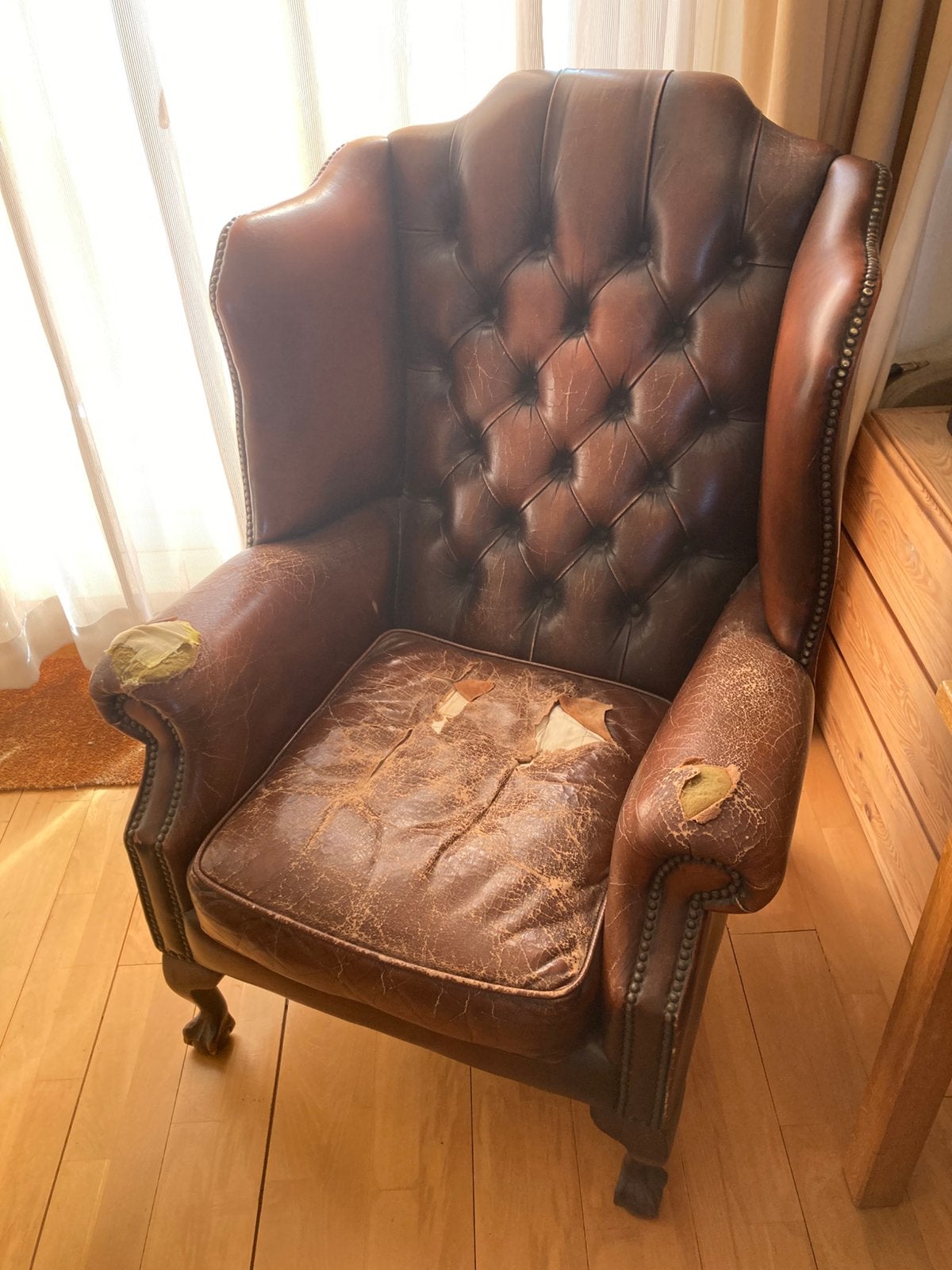 Oude chesterfield stoel, Huis en Inrichting, Fauteuils, Ophalen, Gebruikt, Chesterfield, 75 tot 100 cm