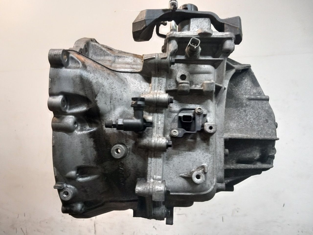 Versnellingsbak schakel Volvo V40, Onderdelen@venauto.nl, Van der Ven Autorecycling B.V., Gebruikt, Ettenseweg 76, 4706 PB Roosendaal, The Netherlands