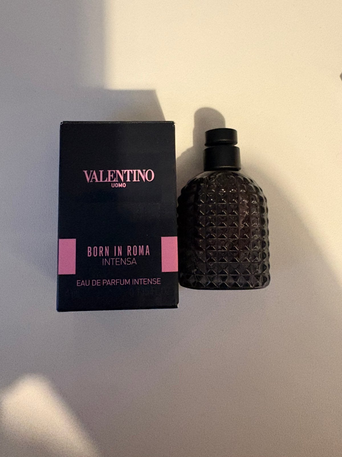 VALENTINO BORN IN ROMA INTENSA EAU DE PARFUM INTENSE 4 ml, Ophalen, Nieuw