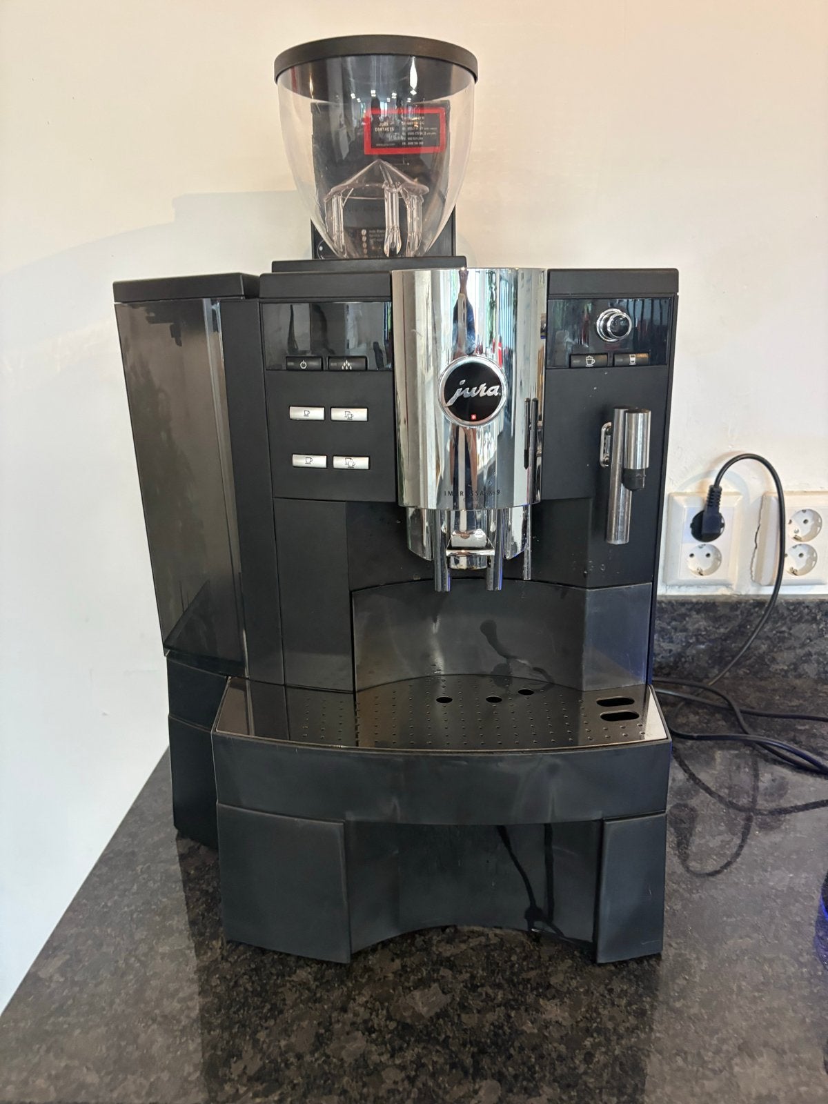 Jura Impressa XS9 Classic koffiemachine met error 4, Witgoed en Apparatuur, Koffiezetapparaten, Ophalen, Niet werkend, Koffiemachine