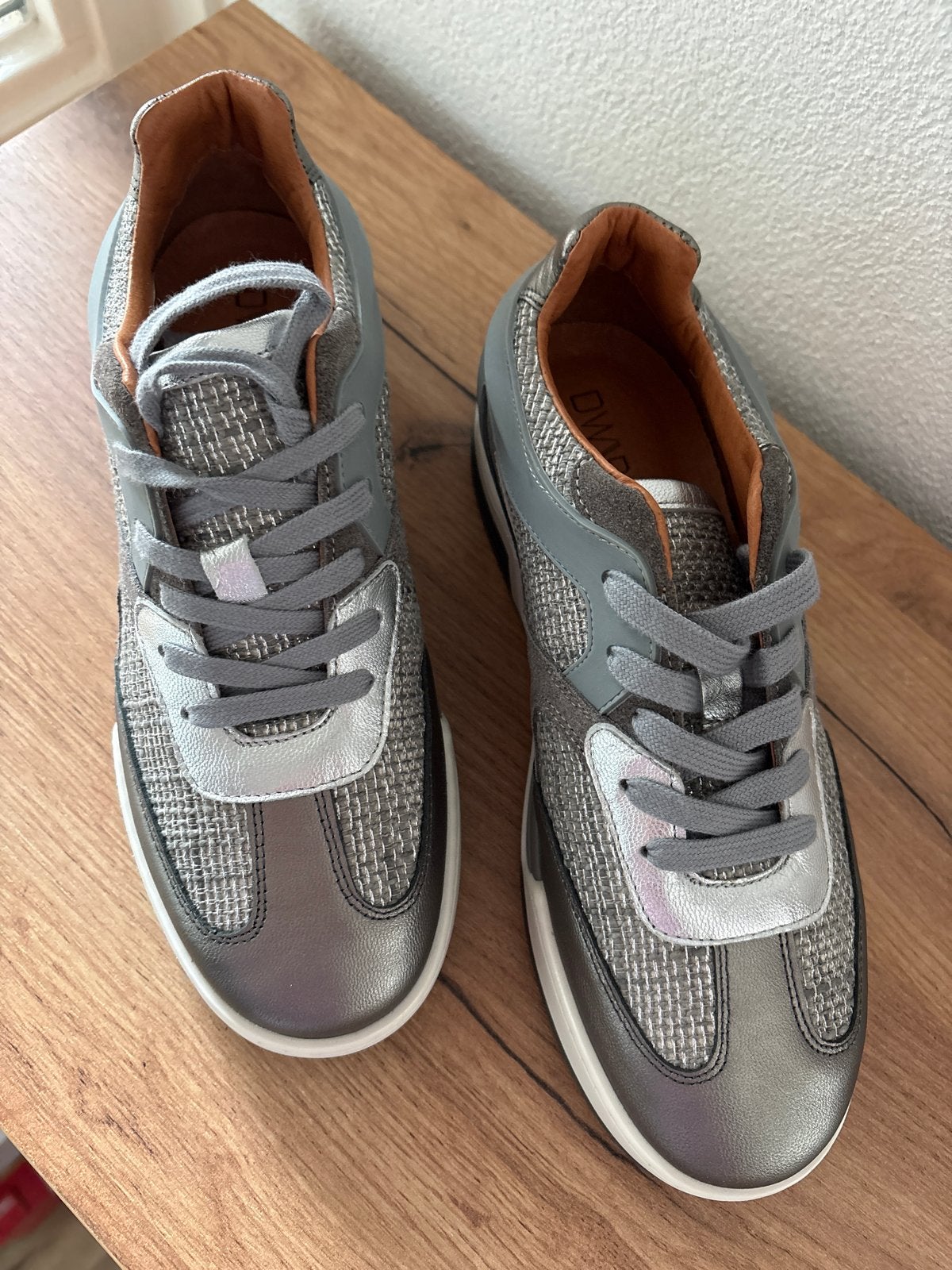 Dames Sneakers DWARS - maat 40 Nieuw, Nieuw, Ophalen of Verzenden, Sneakers of Gympen, Grijs