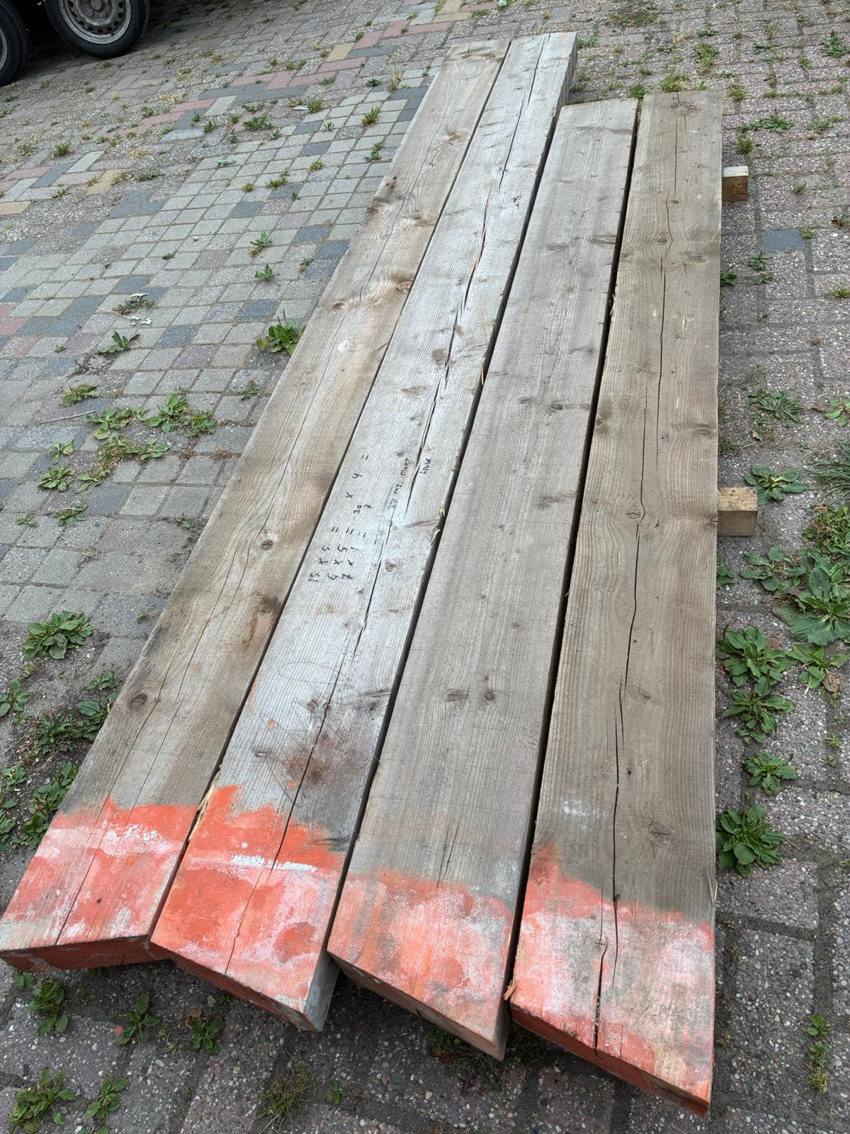 8x Gebruikte dikke houten balken, vurenhout, Doe-het-zelf en Verbouw, Hout en Planken, Gebruikt, Ophalen of Verzenden, 250 tot 300 cm