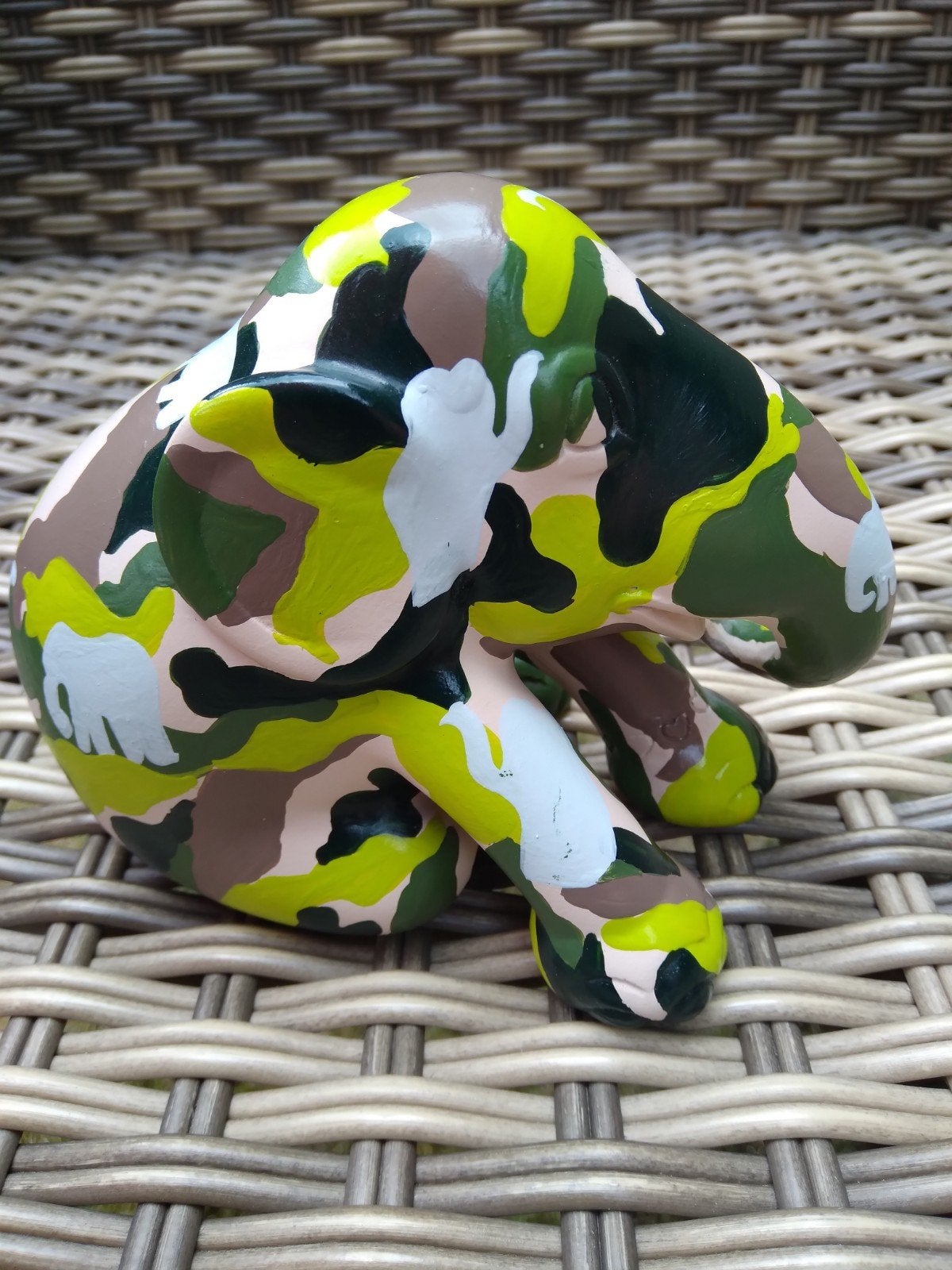 Elephant Parade Olifant "Camouphant" 10 cm hoog, Verzamelen, Ophalen of Verzenden, Zo goed als nieuw, Dier