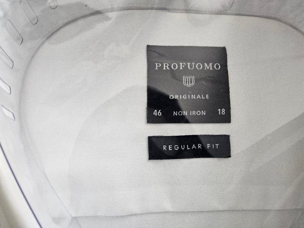 Overhemd Prafuomo, maat 46 € 40,00, Kleding | Heren, Overhemden, Ophalen of Verzenden, Nieuw, Wit, Overige halswijdtes