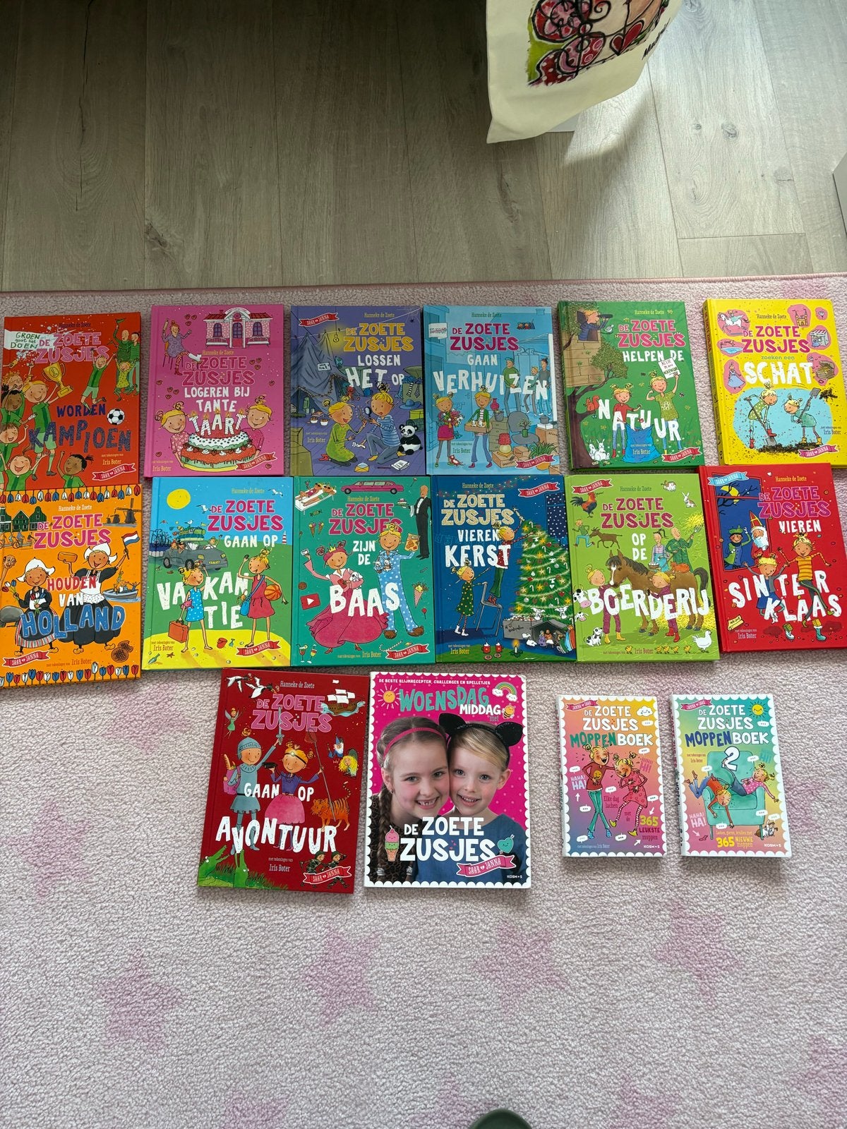 Grote collectie De Zoete Zusjes boeken + moppenboeken, Ophalen of Verzenden, Zo goed als nieuw, Fictie algemeen