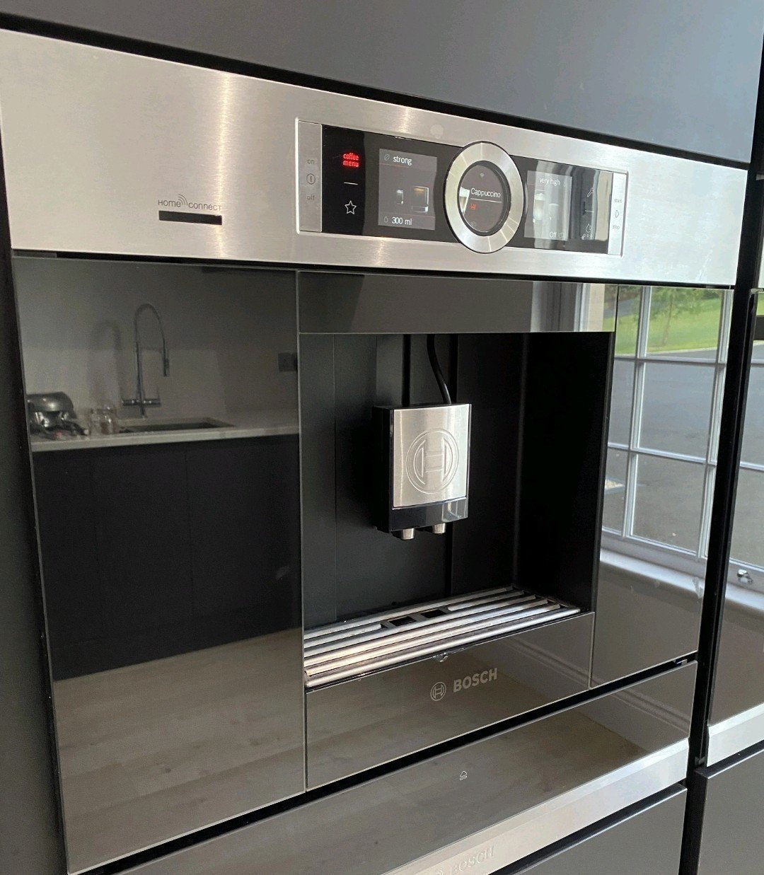 Bosch CTL636ES6 Serie 8 Inbouw Koffiemachine Home Connect, Ophalen, Gebruikt, 10 kopjes of meer, Koffiemachine