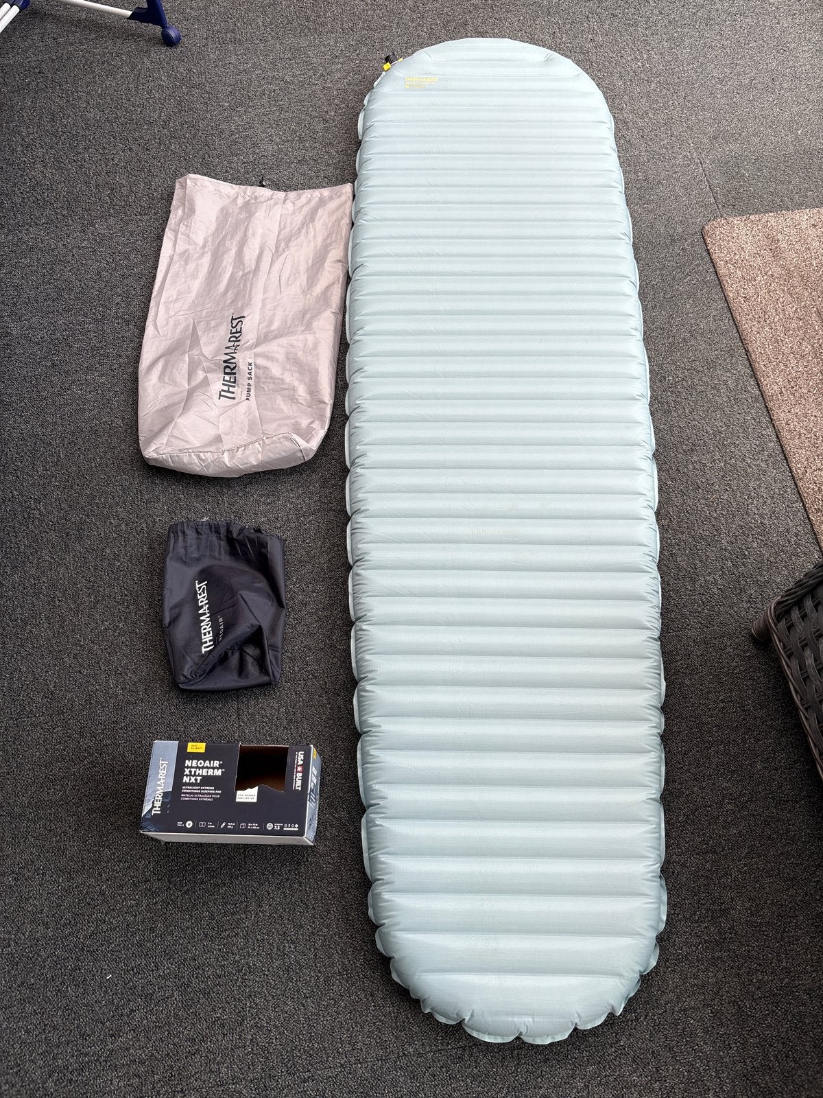 Therm-a-Rest NeoAir XTherm NXT Slaapmat R-waarde 7.3, Ophalen of Verzenden, Zo goed als nieuw, 1-persoons