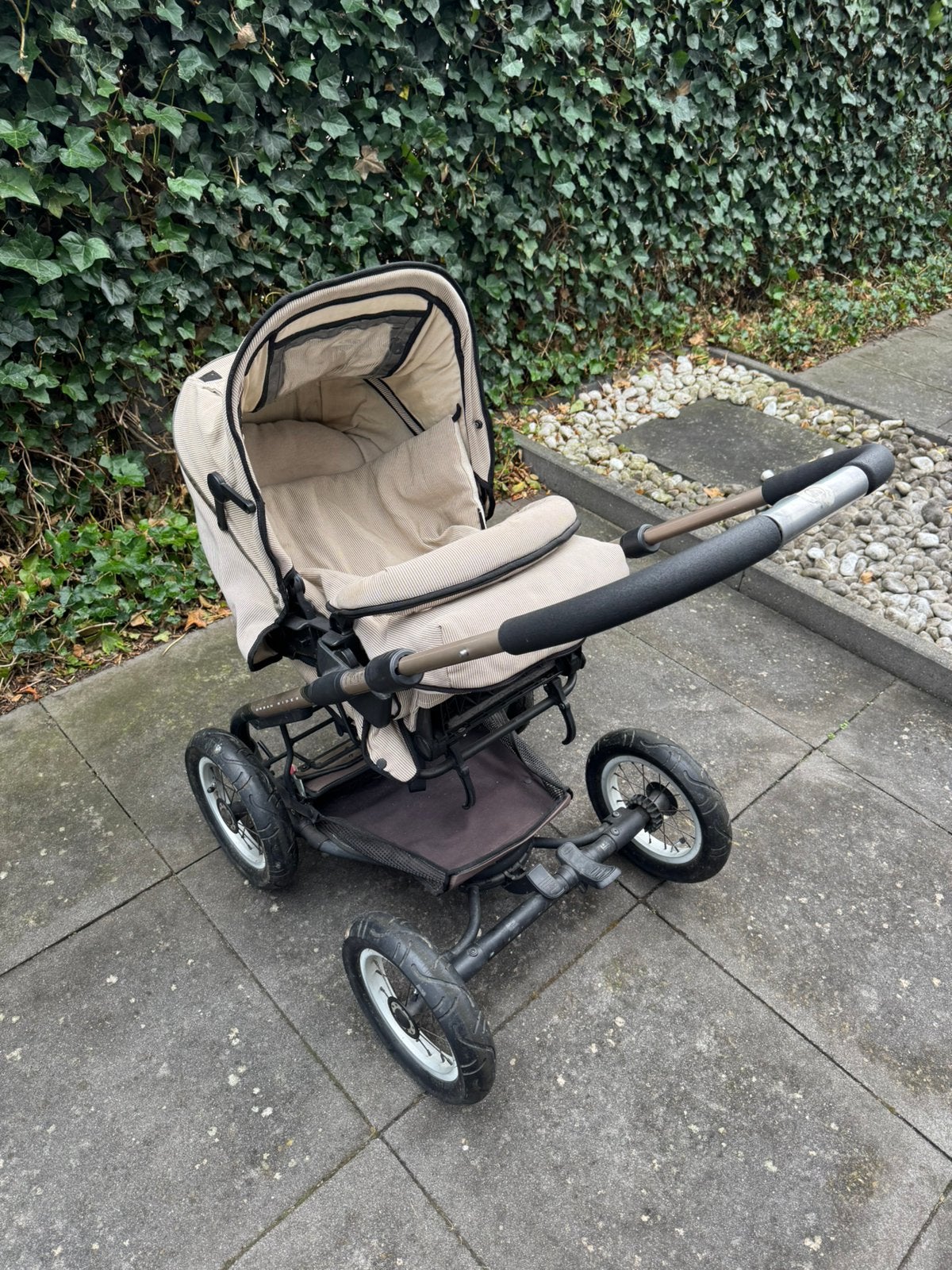 Mutsy Kinderwagen, Kinderen en Baby's, Luchtbanden, Zo goed als nieuw, Mutsy, Ophalen