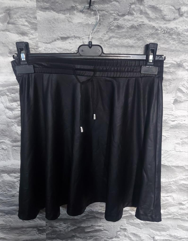 Wetlook minirok M, Maat 38/40 (M), Zwart, Ophalen of Verzenden, Zo goed als nieuw