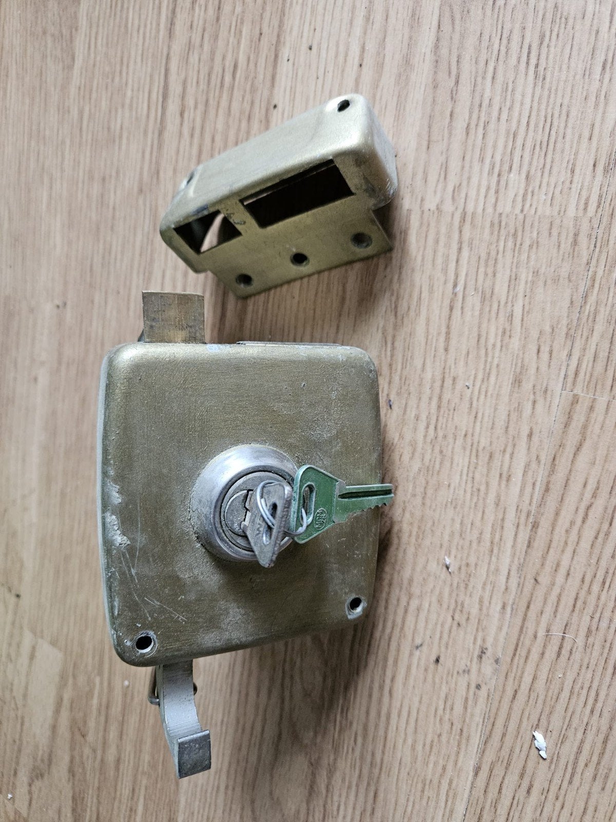 Gebruikt deurslot met sleutel - messingkleurig, Ophalen of Verzenden