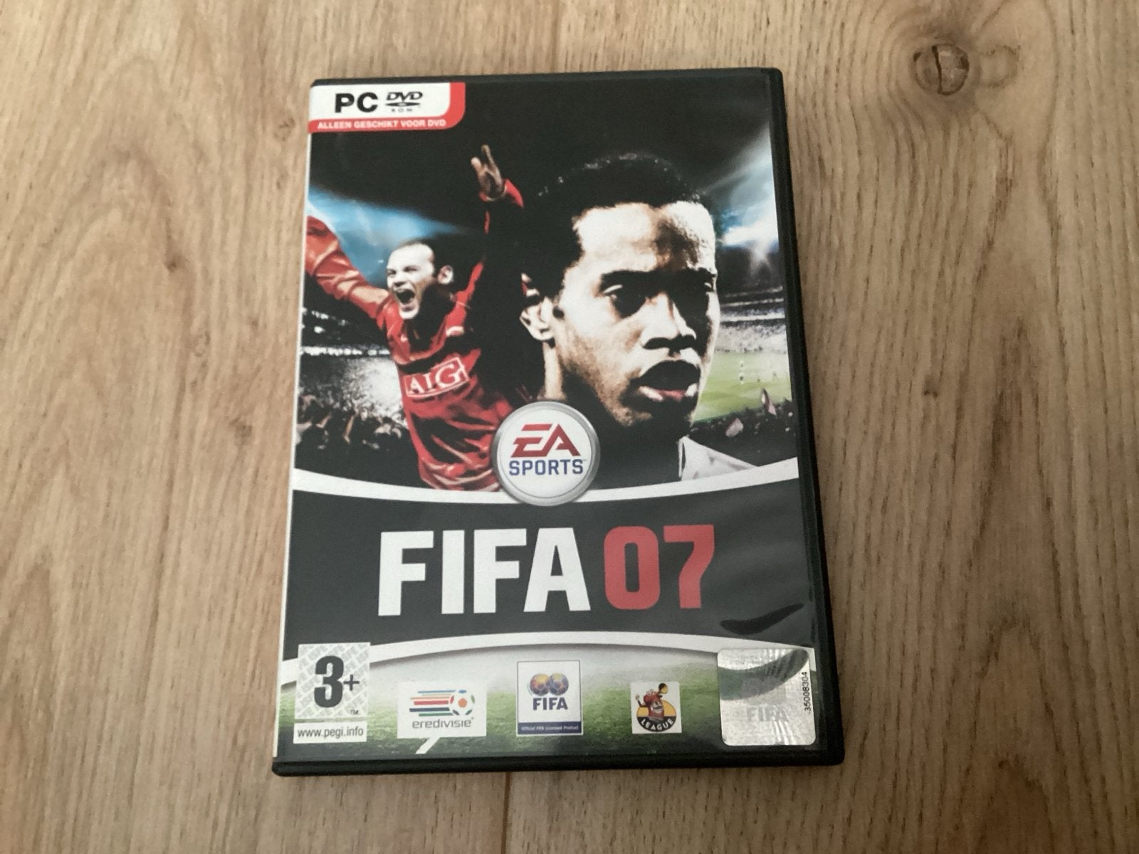 FIFA 07 PC DVD - Compleet en in goede staat, Spelcomputers en Games, Games | Pc, Zo goed als nieuw, Sport, 1 speler, Vanaf 3 jaar