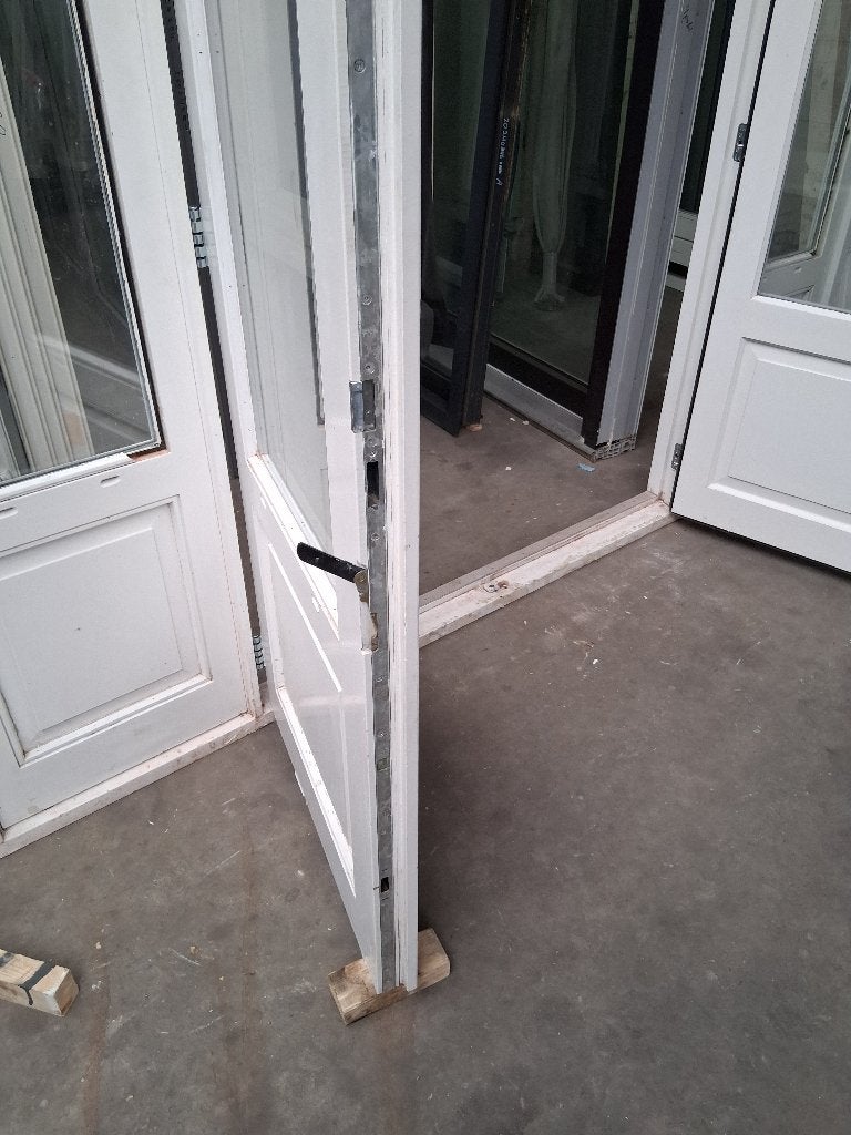 Tuindeurkozijn bezorgen factuur mogelijk, Gebruikt, Deurkozijn, 225 cm of meer, Ophalen of Verzenden