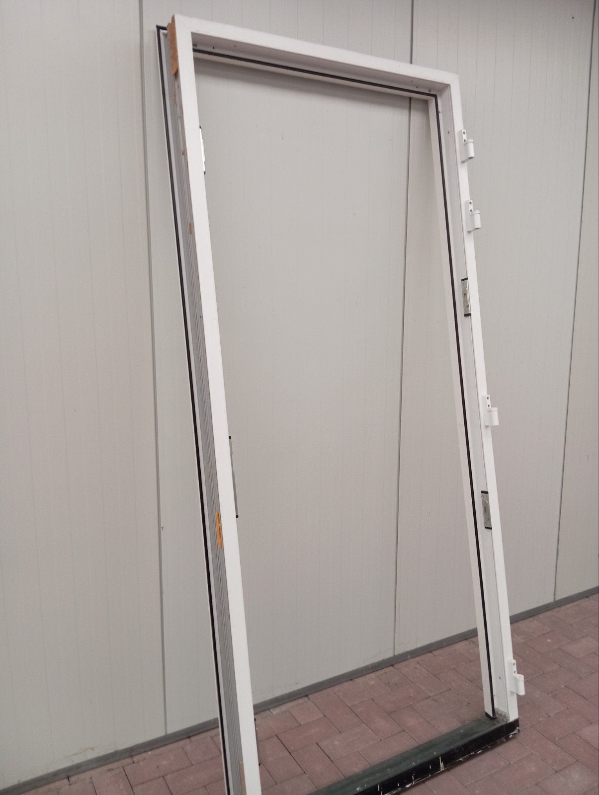 Kunststof voordeurkozijn 107x238 cm (excl. glas/slot), Kunststof, Gebruikt, 215 cm of meer, Buitendeur