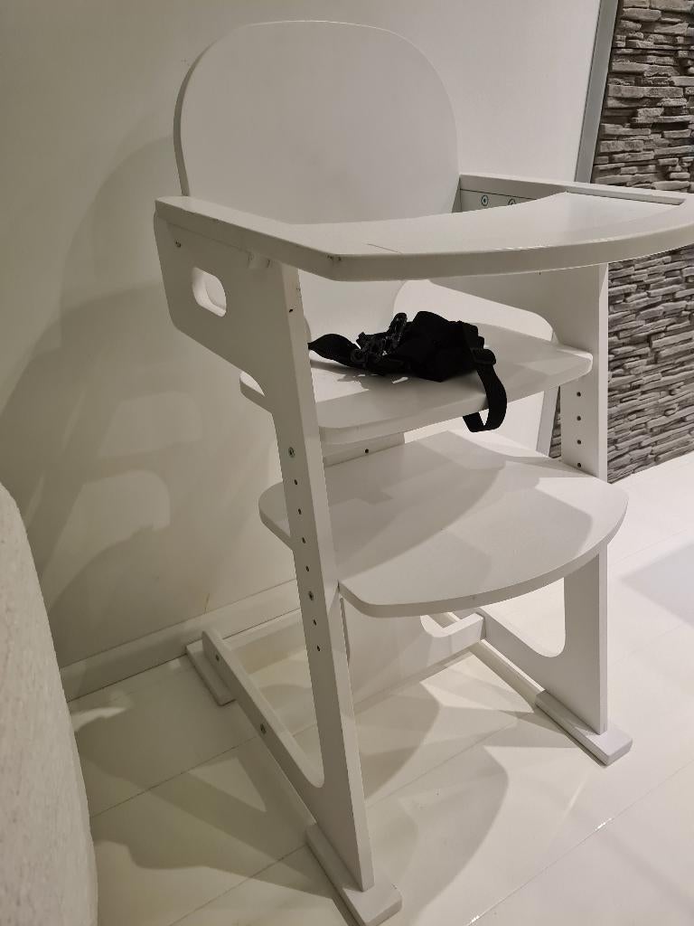 Kinderstoel, Kinderen en Baby's, Kinderstoelen, Ophalen, Zo goed als nieuw, Meegroeistoel, Gordel(s)