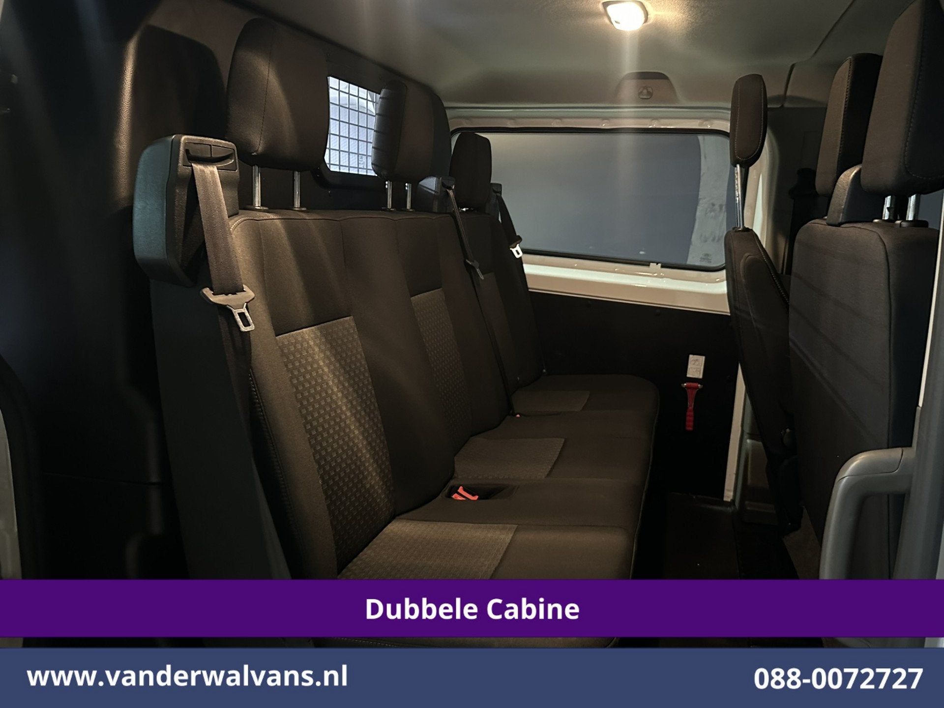 Ford Transit Custom 2.0 TDCI 131pk Automaat L2H1 Dubbele Cab, Auto's, Voorwielaandrijving, Dealer onderhouden, 4 cilinders, 1850 kg