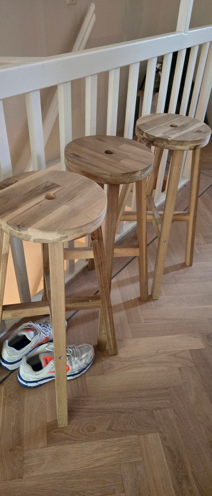 IKEA houten barkrukken - set van 3, Gebruikt, Met voetsteun, 60 tot 90 cm, Ophalen of Verzenden