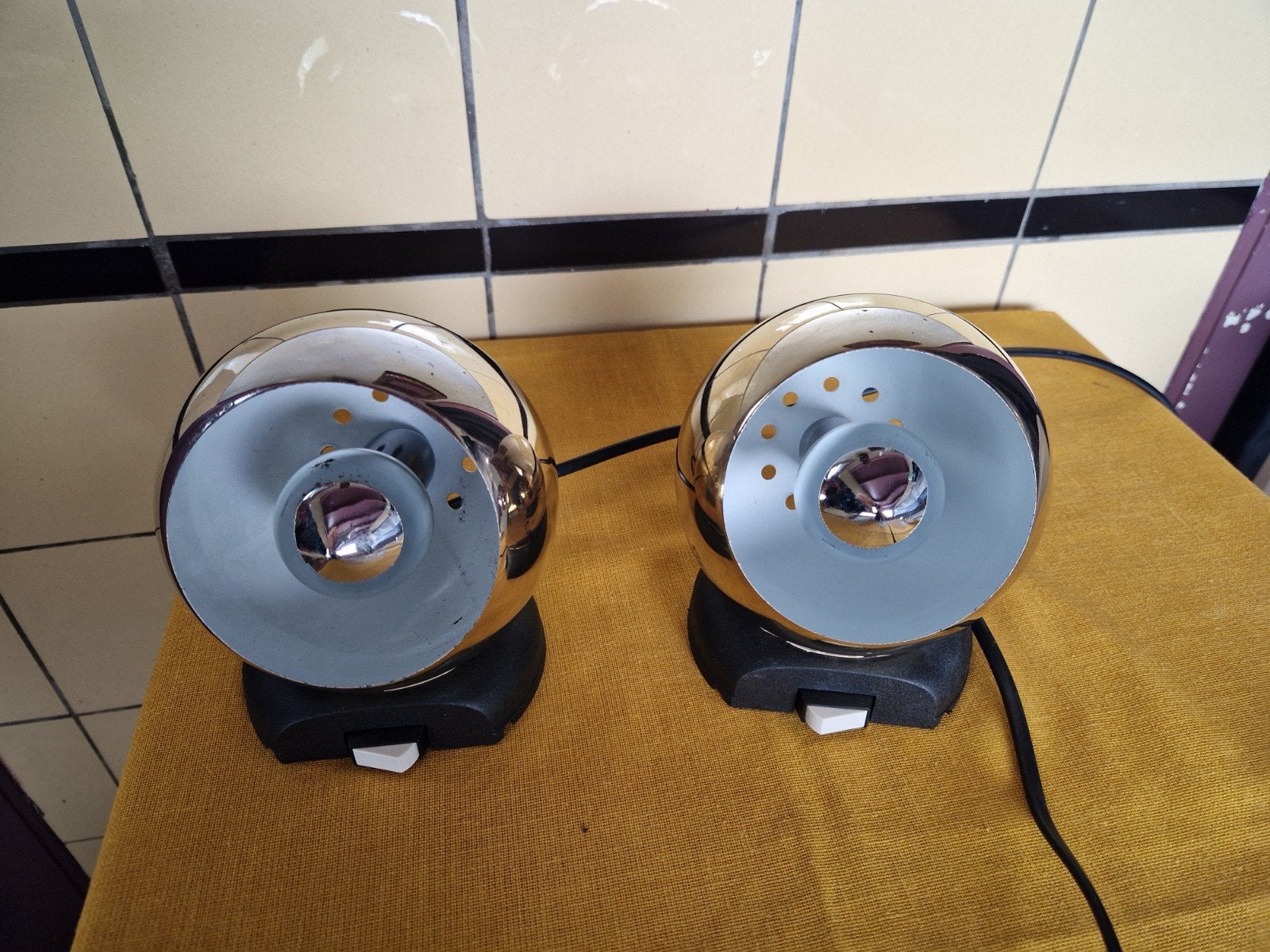 2 bedlampjes Artilux vintage eyeball goud chrome, Gebruikt, Ophalen of Verzenden, Space age, Minder dan 50 cm