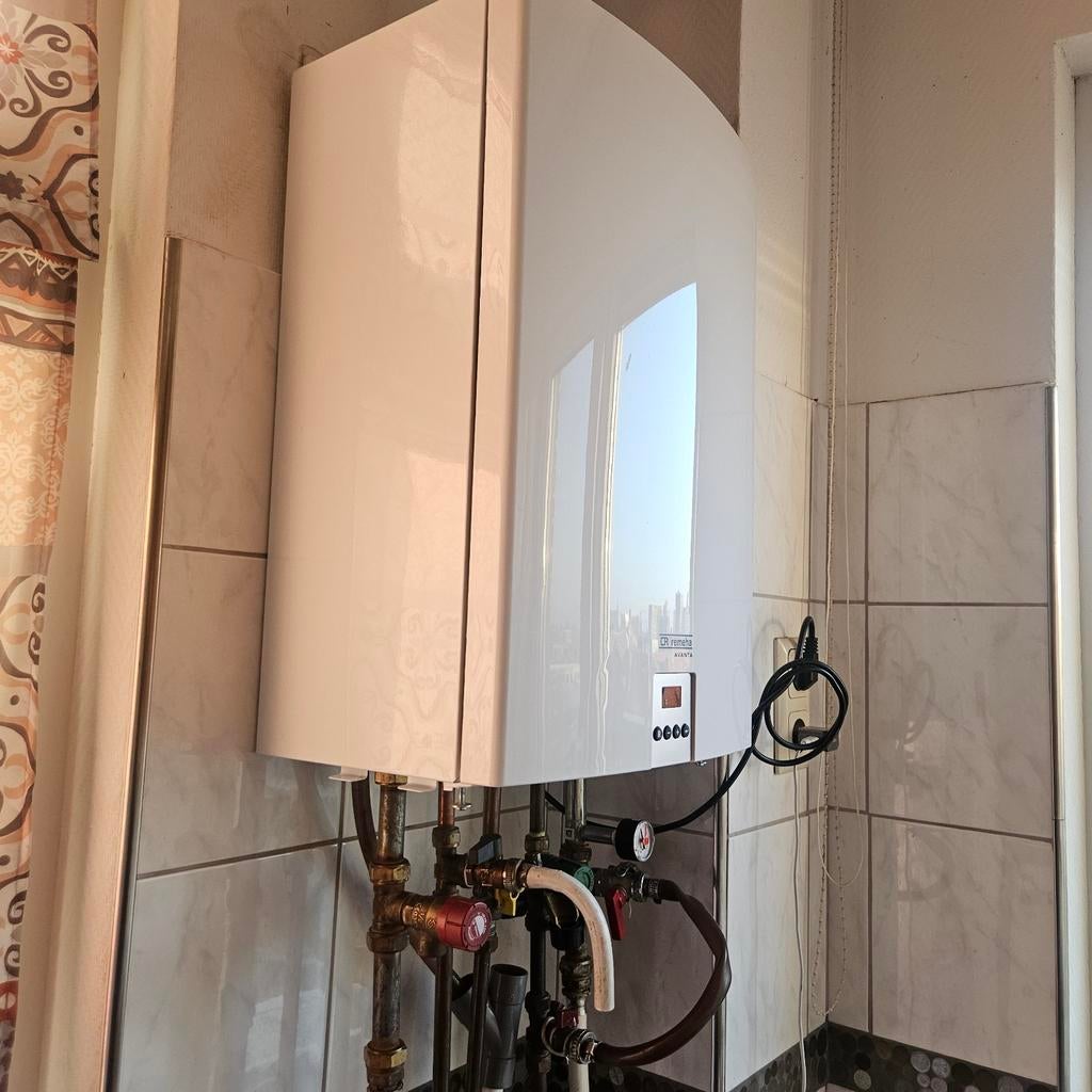 Remeha avanta 28c CV4 van  2018/2020, Doe-het-zelf en Verbouw, Verwarming en Radiatoren, 30 tot 80 cm, Cv-ketel of Combi-ketel