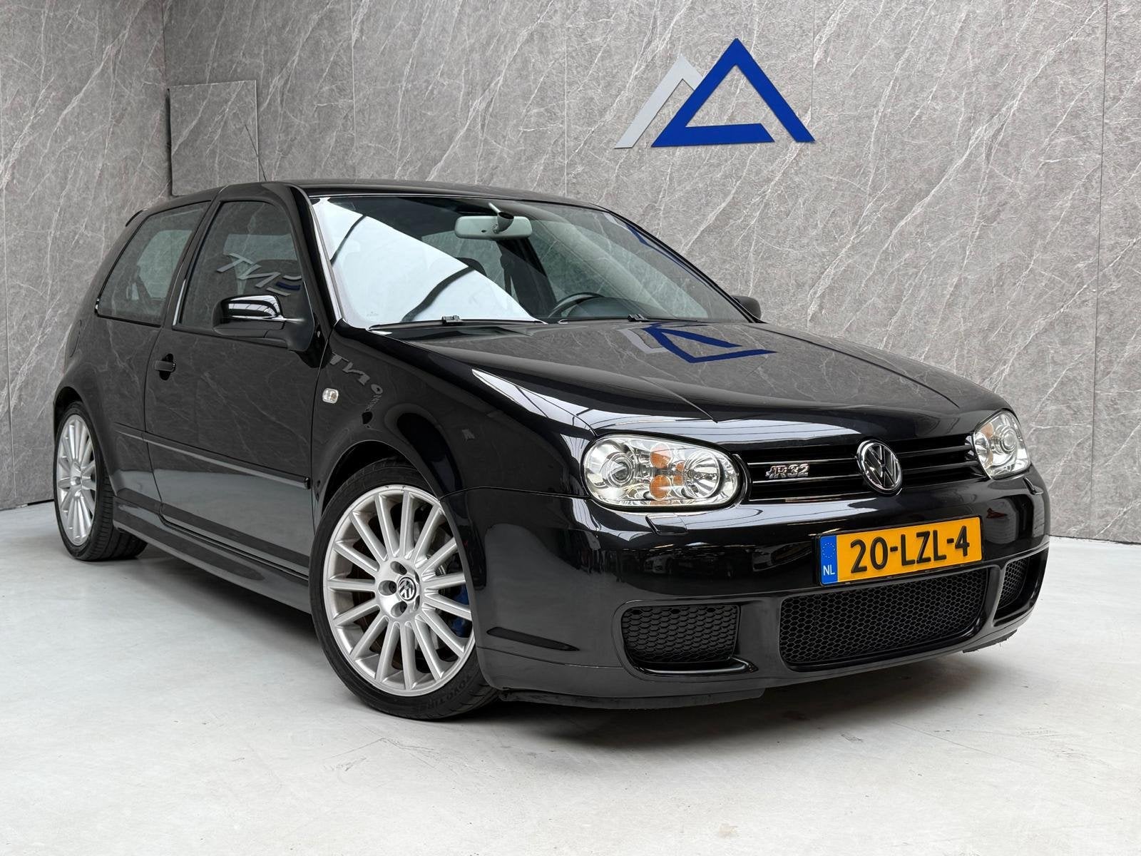 Volkswagen Golf 3.2 V6 R32 DSG 1/300 / Goed Onderhouden / Mi, Auto's, Automaat, Gebruikt, Zwart, 3189 cc