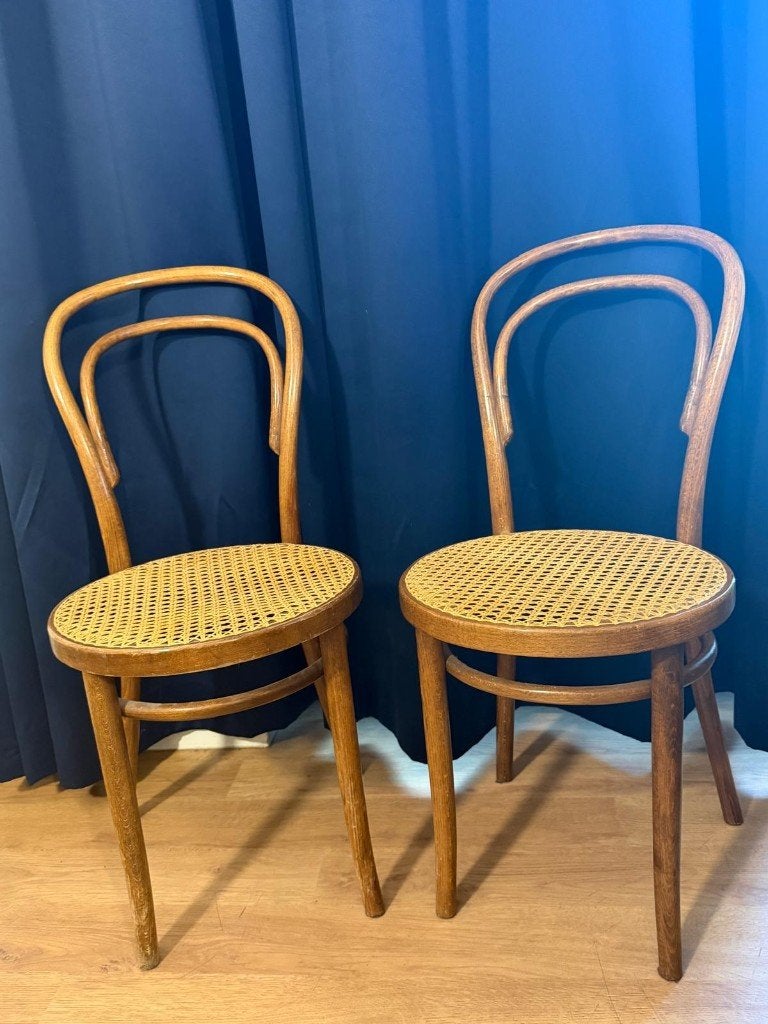 Vintage Thonet Stoeltjes - 2 stuks in zeer goede staat, Ophalen