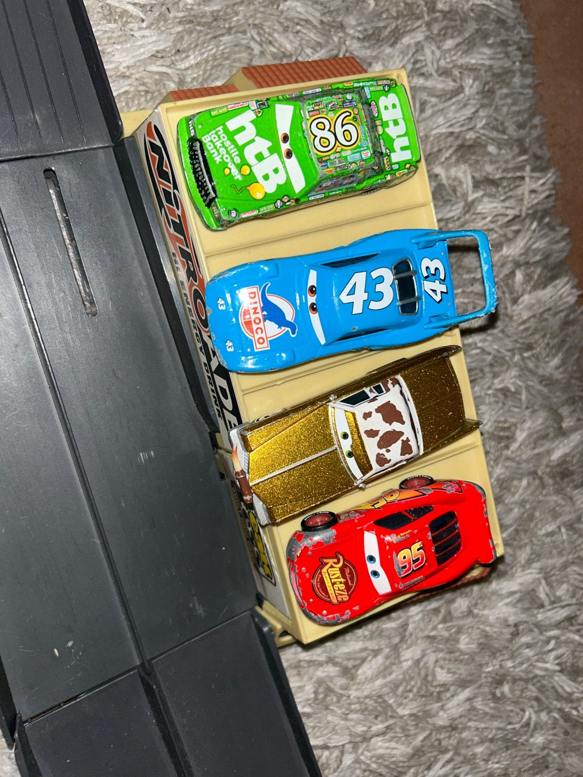 Originele Disney Pixar Cars Racebaan  (Met 4 Auto's!), Overige merken, Racebaan, Ophalen of Verzenden, Zo goed als nieuw