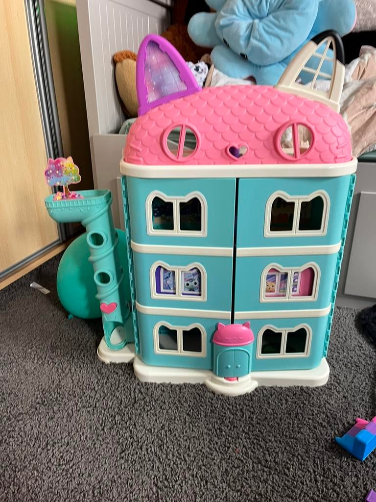 Gabby poppenhuis, orginele huis met extra kamers, Ophalen of Verzenden, Zo goed als nieuw, Poppenhuis