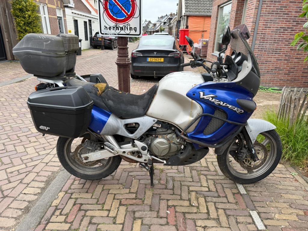 Honda Varadero XL1000V, Motoren, Motoren | Honda, Particulier, Enduro, meer dan 35 kW, 2 cilinders, Motorrijbewijs A, Handgeschakeld