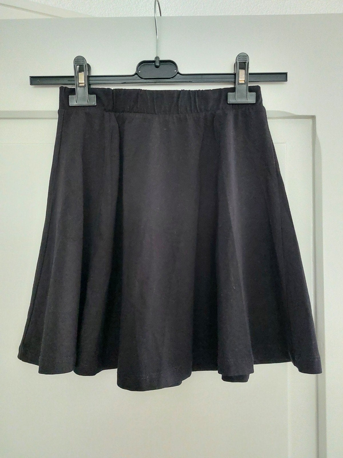 zwart 6 banen rokje van H&M maat 164, Kinderen en Baby's, Meisje, H&M, Ophalen of Verzenden, Zo goed als nieuw