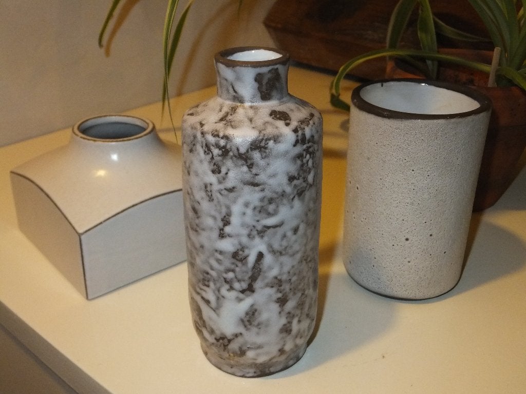 gratis verzenden vintage 50s vaasje tof wit fat lava glazuur, Verzenden