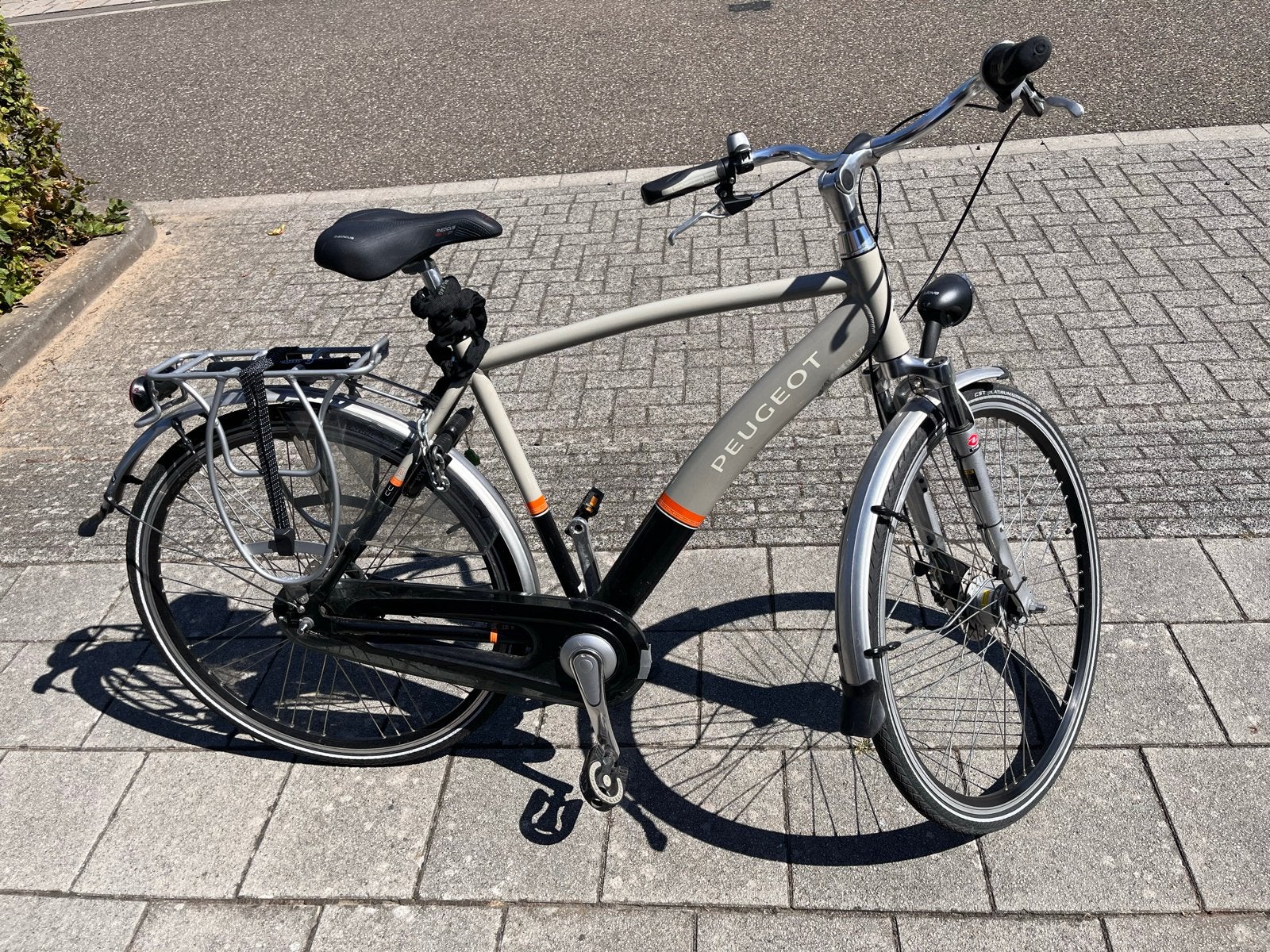 Peugeot fiets in zeer goede staat, 53 tot 56 cm, Versnellingen, Zo goed als nieuw, Trommelrem