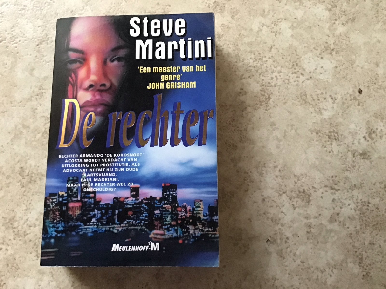 De Rechter - Steve Martini (Thriller), Boeken, Thrillers, Gelezen, Nederland, Ophalen of Verzenden