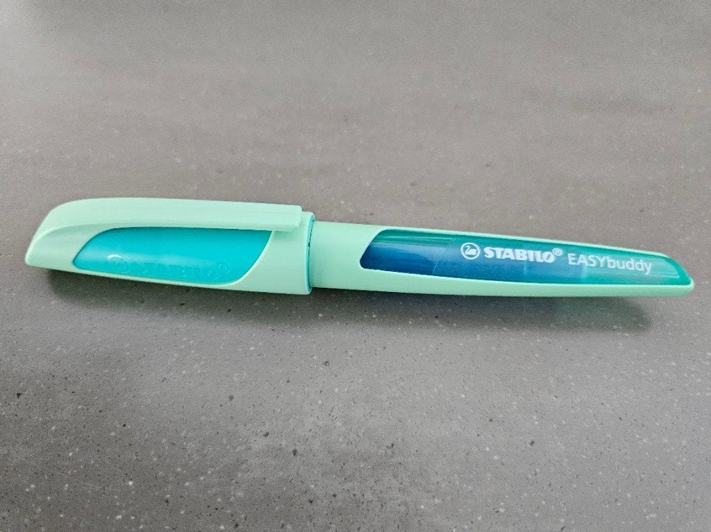 Stabilo easybuddy lichtblauwe vulpen € 6, Ophalen of Verzenden, Zo goed als nieuw