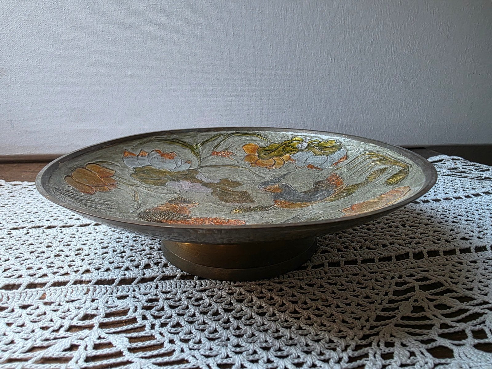 Cloisonne schaal op voet, Ophalen of Verzenden