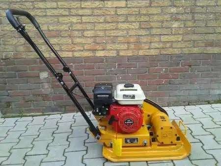 trilplaat met benzinemotor C-80 nieuw, Ophalen of Verzenden, Nieuw
