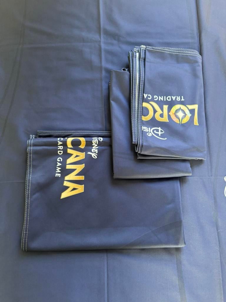 Lorcana Table Size Tournament Playmat // Nieuw en Mint, Ophalen of Verzenden, Nieuw, Overige typen, Foil