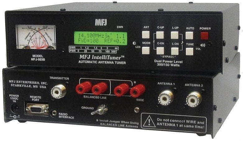 MFJ 993b intelli tuner automatische tuner 1,8 - 30 mHz, Telecommunicatie, Ophalen, Zo goed als nieuw, Zender en Ontvanger