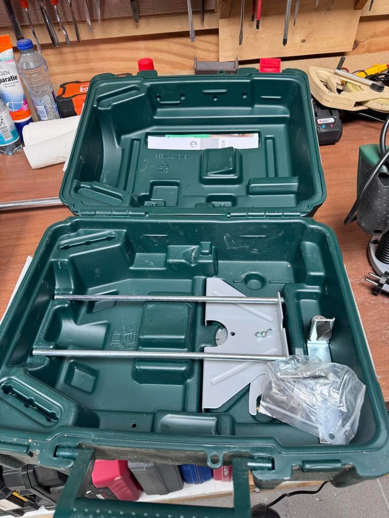 Bosch POF 1400 ACE Bovenfrees - Nagenoeg nieuw, Ophalen of Verzenden, Zo goed als nieuw, Elektrisch, Bovenfrees