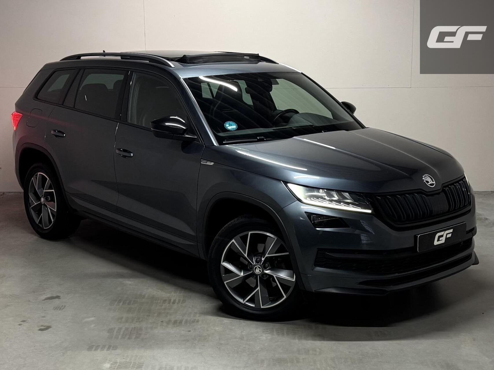 Skoda Kodiaq 1.5 TSI Sportline Pano Canton Memory ACC Camera, Auto's, 4 cilinders, 1481 kg, Origineel Nederlands, Bedrijf