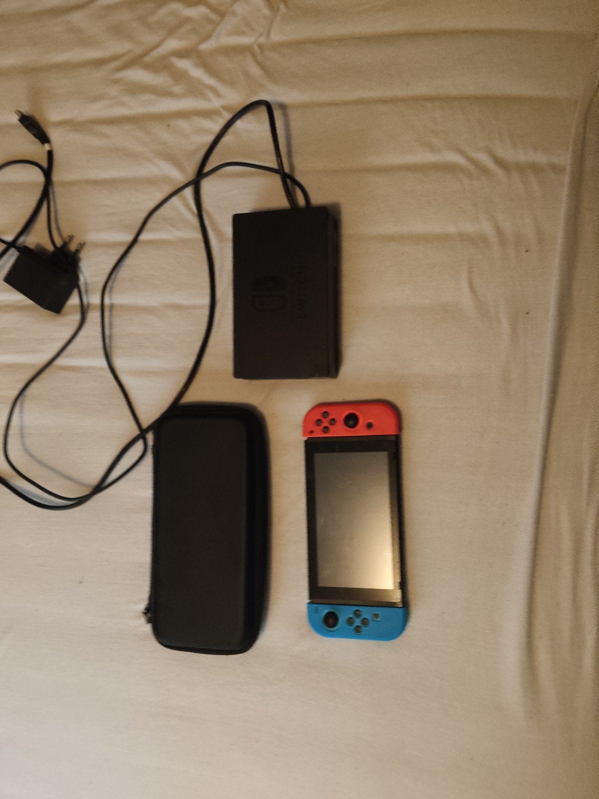 Nintendo Switch met Dock en Hoesje, Ophalen of Verzenden, Gebruikt, Met 2 controllers, Switch Original