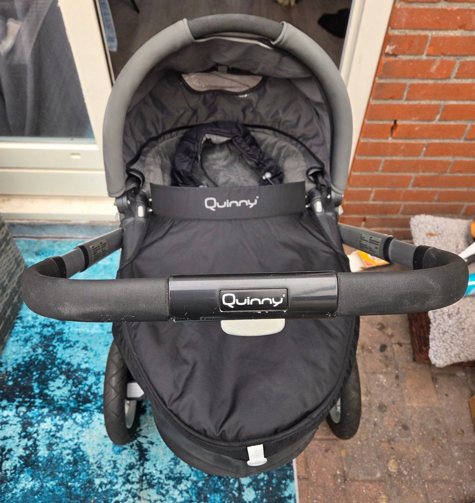 Quinny kinderwagen met reiswieg en regenhoes, Kinderen en Baby's, Kinderwagens en Combinaties, Ophalen of Verzenden