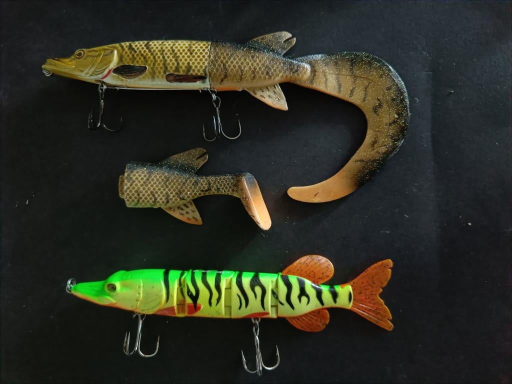 Groot kunstaas snoek Savage Gear en Fishaction , als nieuw, Ophalen of Verzenden, Zo goed als nieuw, Complete set