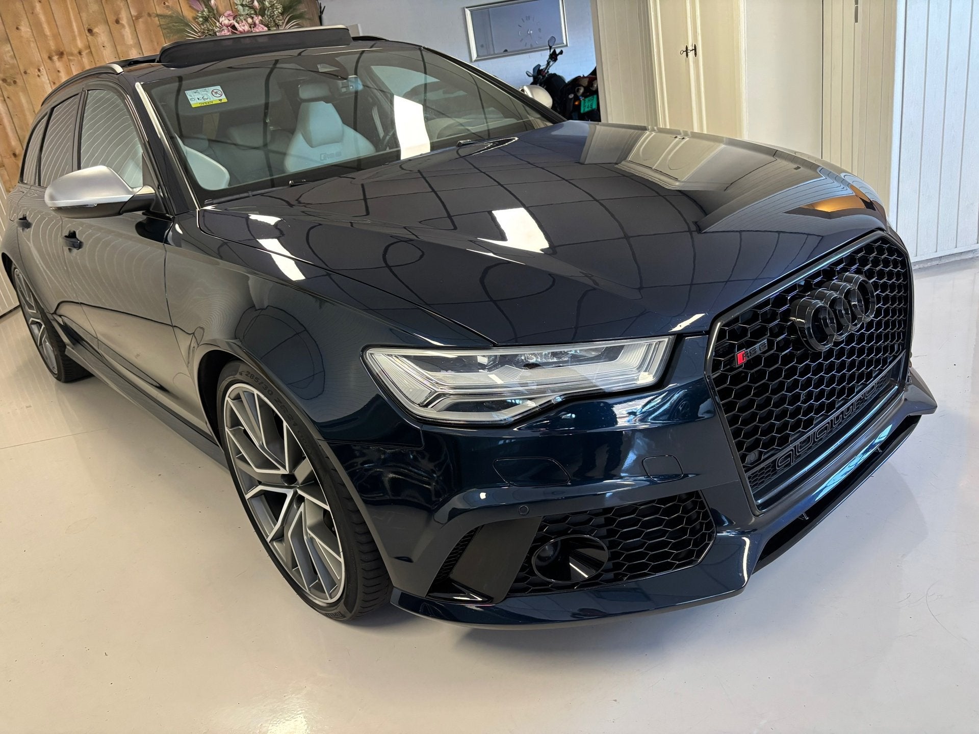 Audi A6 Avant 4.0 TFSI RS 6 quattro Pro Line Plus, Automaat, Gebruikt, Blauw, 10 km/l